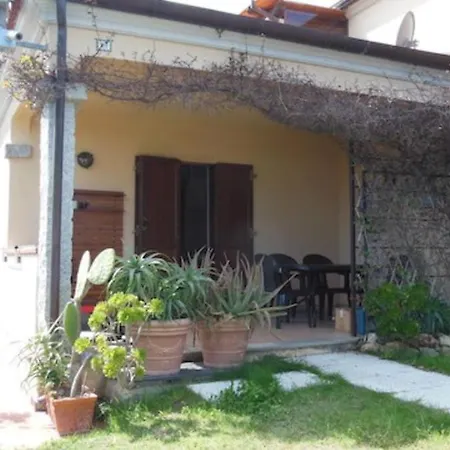 Giulia 21 * San Teodoro (Sardinia)